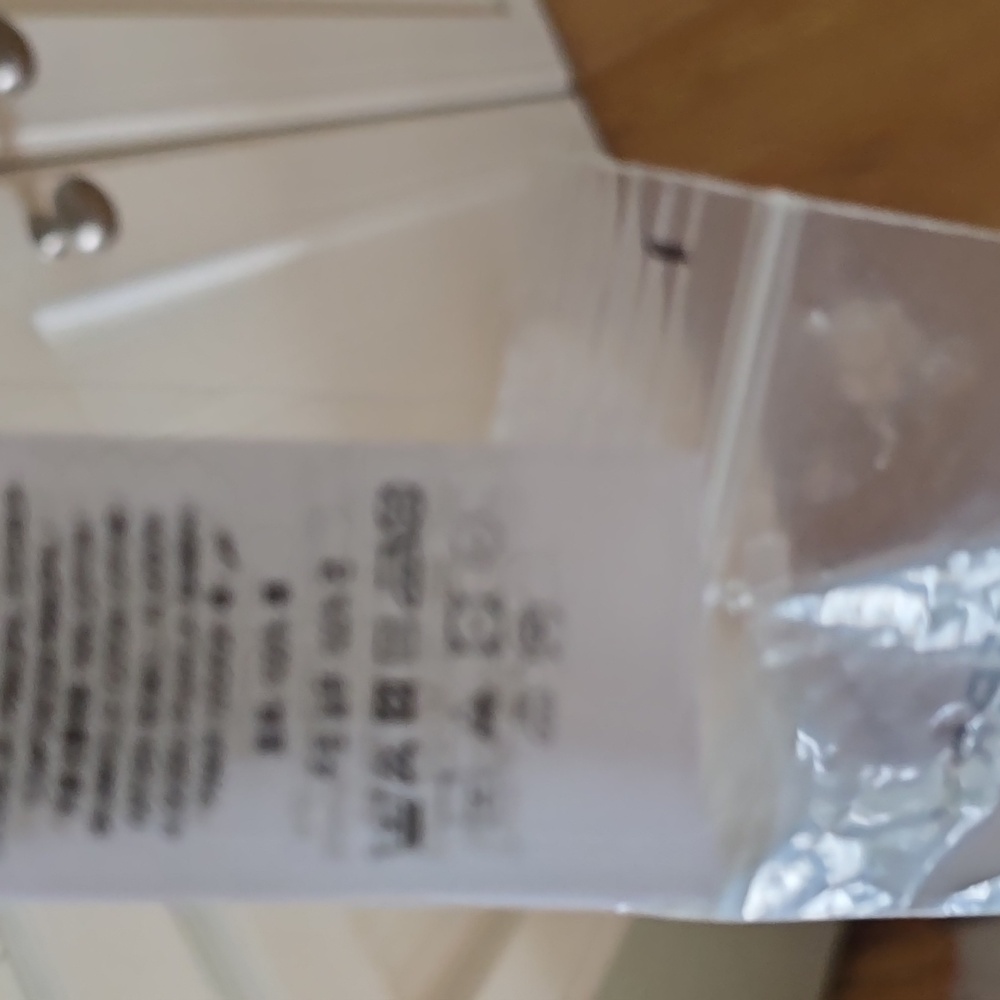 12. Burberry M NWT - Picture 8 of 15